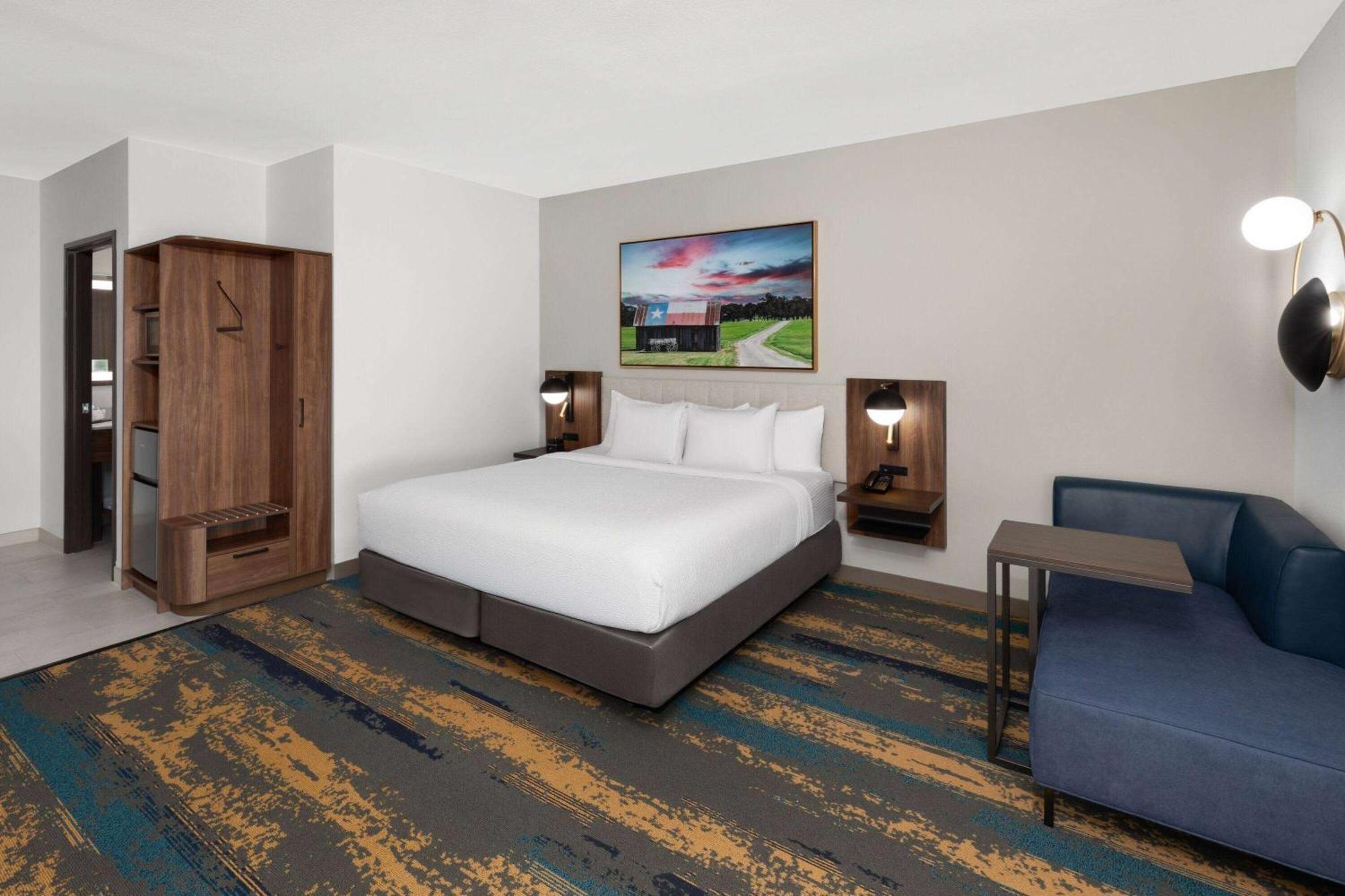 La Quinta Inn & Suites By Wyndham San Antonio At The Rim Eksteriør billede